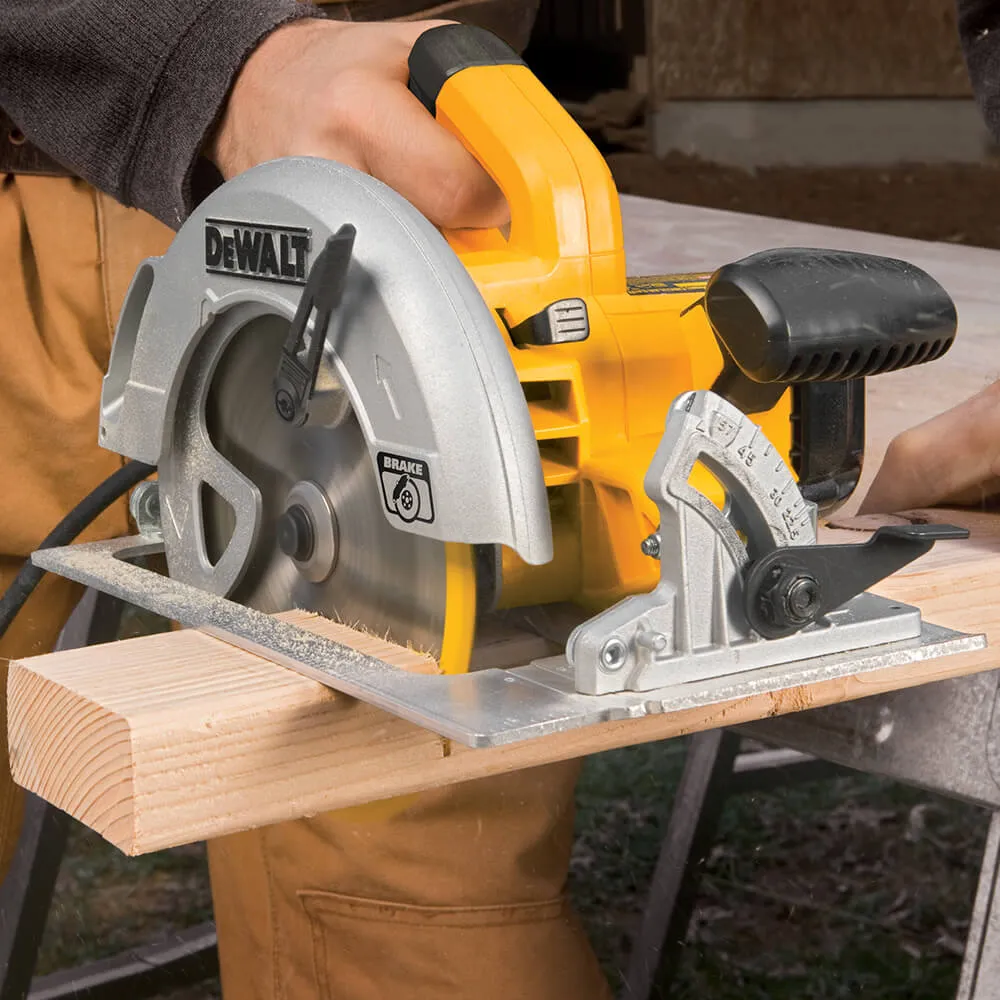 DeWALT DWE575SB 7-1/4-In Electric Next Gen Circular Saw Cutting Tool W/ Brake