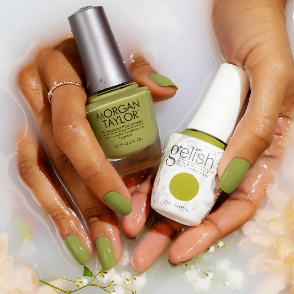 Gelish Professional Gel Polish Leaf It All Behind - Moss Green Creme - 15ml