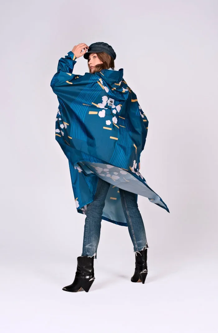 Rainkiss Poncho - Japanese Blossom